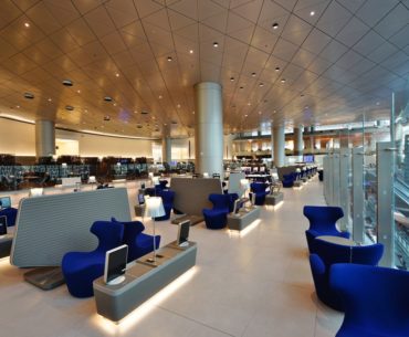 Best UAE credit cards for Dubai Airport Lounge access 14