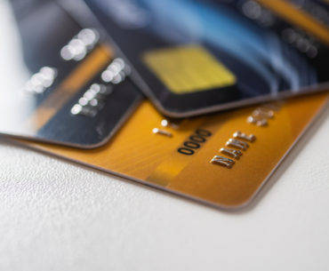 How to avoid credit card overspending 10